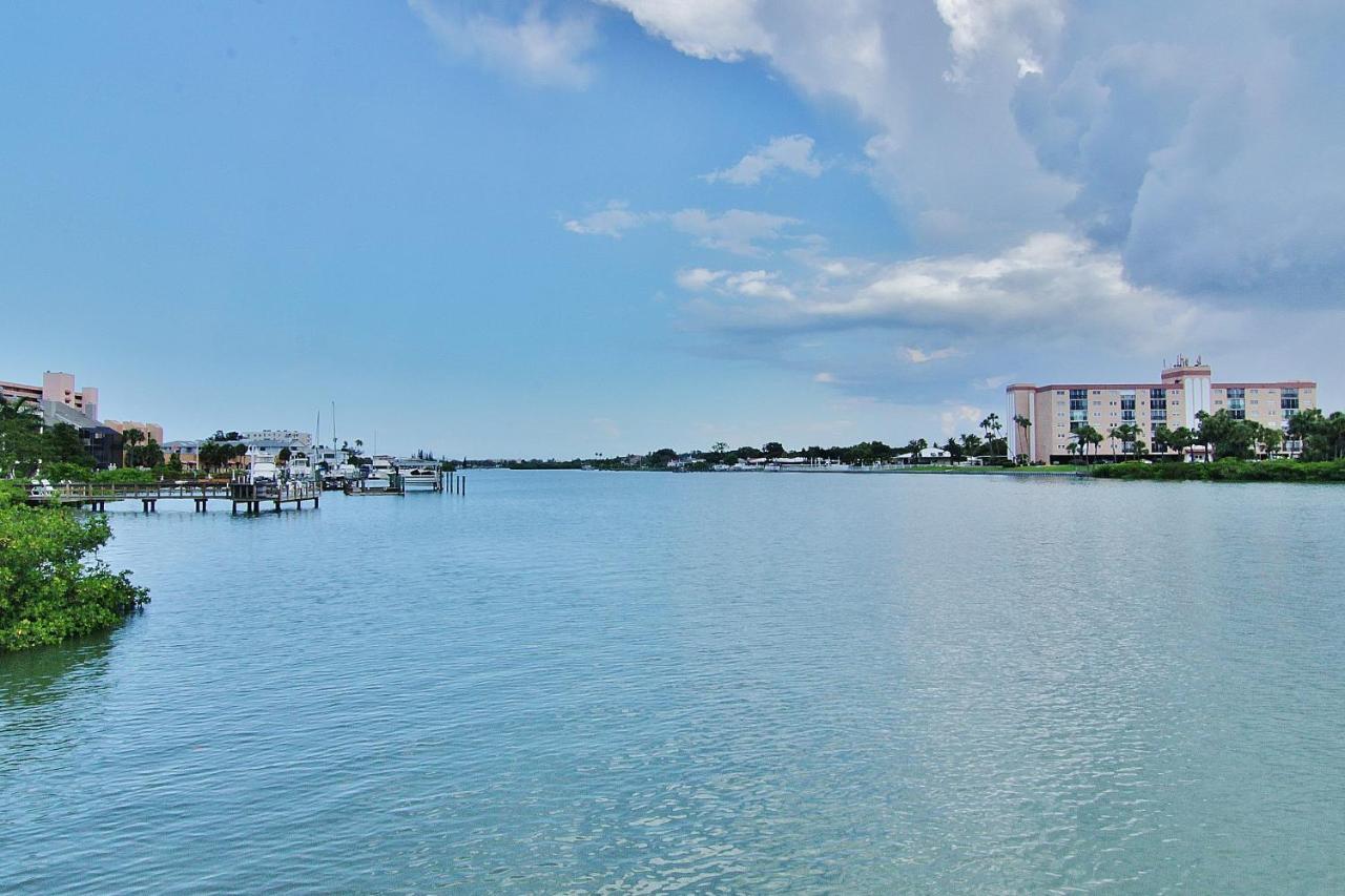 Water View 107 Apartment เคลียร์วอเตอร์บีช ภายนอก รูปภาพ